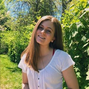 Meet your Posher, Alyssa